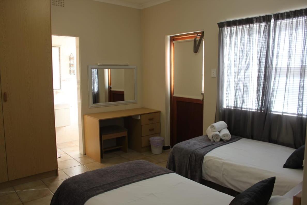 Kleinmond Panorama Holidays Экстерьер фото
